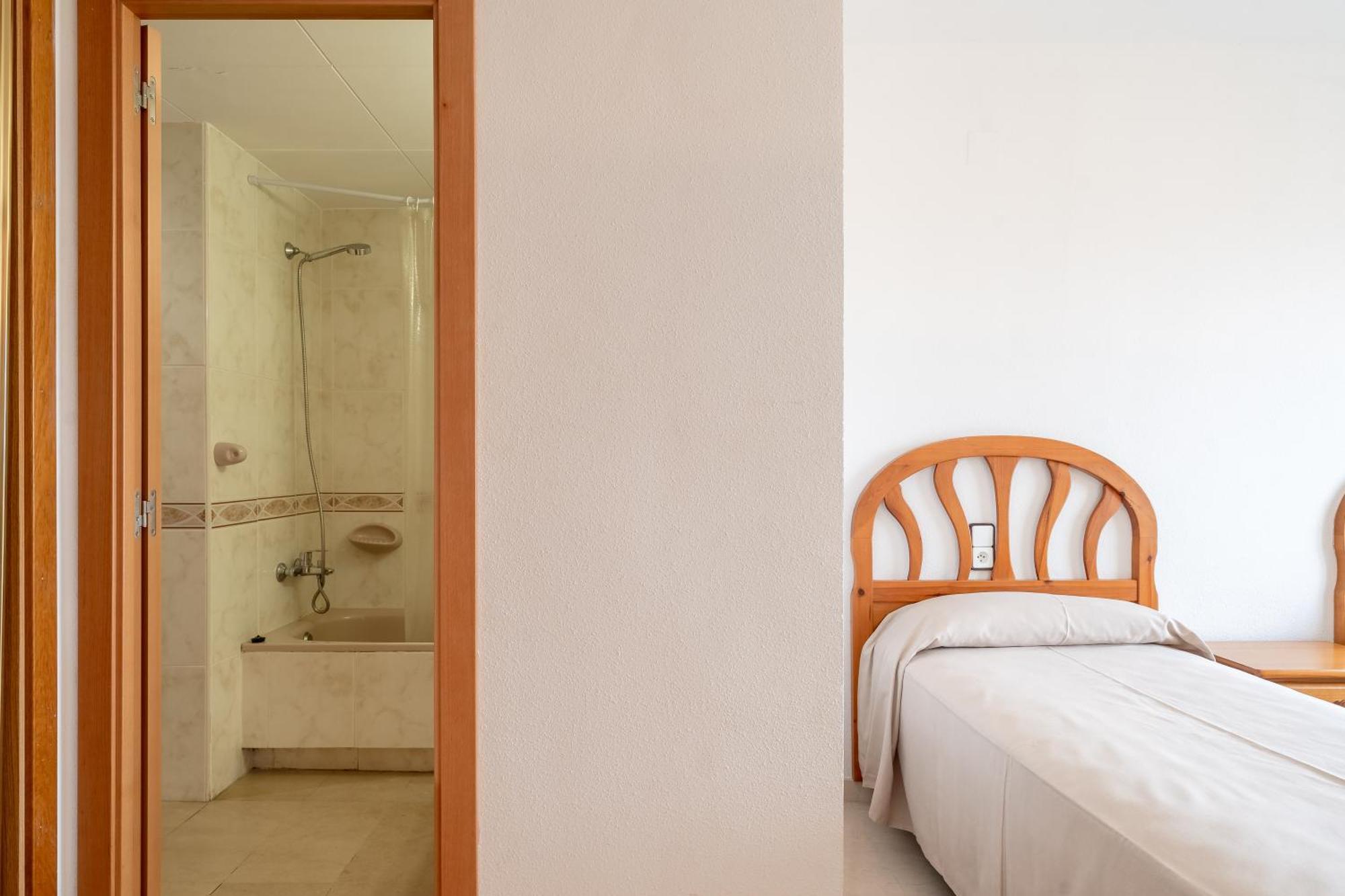 Rentalmar Central Park Salou Phòng bức ảnh